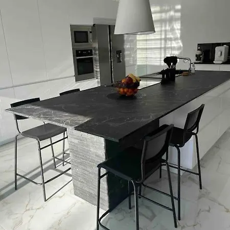Contemporaine Pres Des Gorges De L'ardeche Villa *