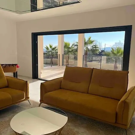 Contemporaine Pres Des Gorges De L'ardeche Villa *