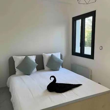 Villa Contemporaine Pres Des Gorges De L'ardeche *